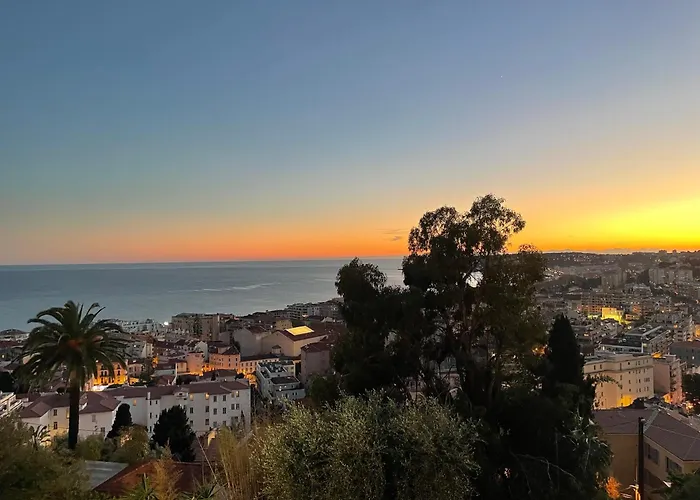 2 Pieces, Vue Panoramique דירה מנטון